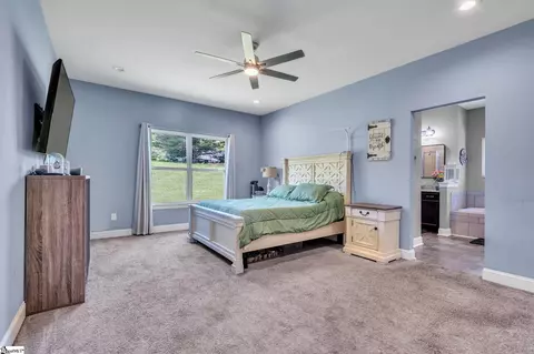 488 Pearson Rd, Greer, SC 29651 photo 8