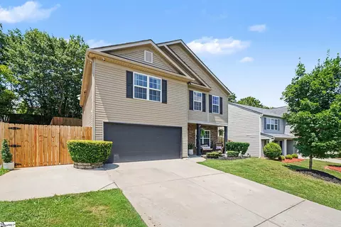 Exterior - 707 Markham Cir, Moore, SC 29369 photo 3 of 7
