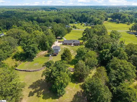 View/Area - 623 W Ridgeway Dr, Honea Path, SC 29654 photo 1 of 6