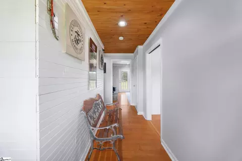 Entry Way - 623 W Ridgeway Dr, Honea Path, SC 29654 photo 1 of 8