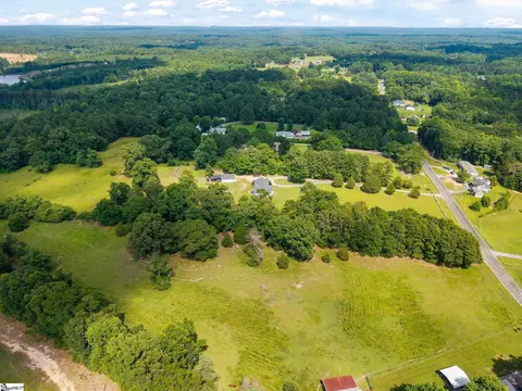 View/Area - 623 W Ridgeway Dr, Honea Path, SC 29654 photo 6 of 6
