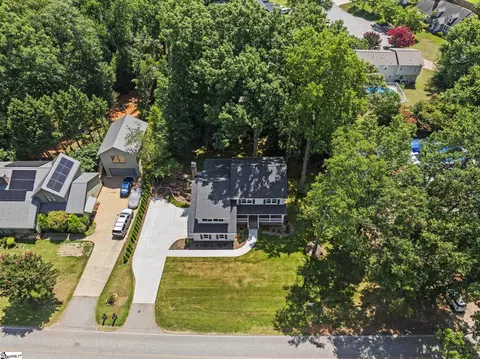 View/Area - 414 Phillips Ln, Greer, SC 29650 photo 3 of 4
