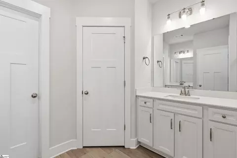 Entry Way - 110 Doya Ct, Central, SC 29630 photo 6 of 11
