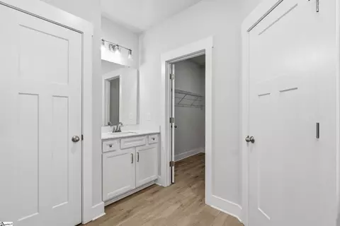 Entry Way - 110 Doya Ct, Central, SC 29630 photo 7 of 11