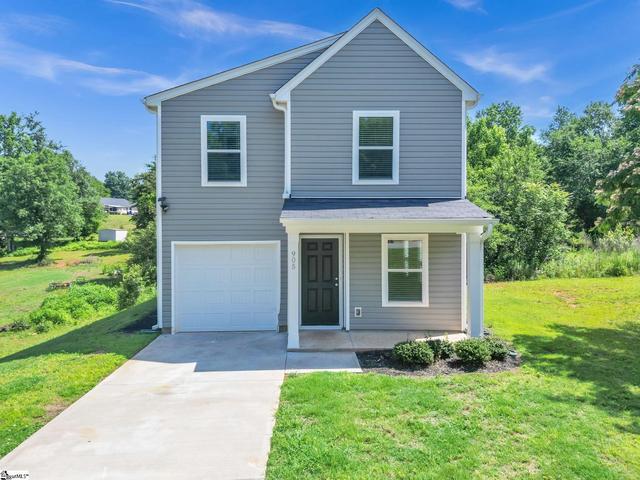 905 Helm Ct, Greenville, SC 29617