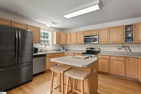 111 Dillard Rd, Duncan, SC 29334 photo 3