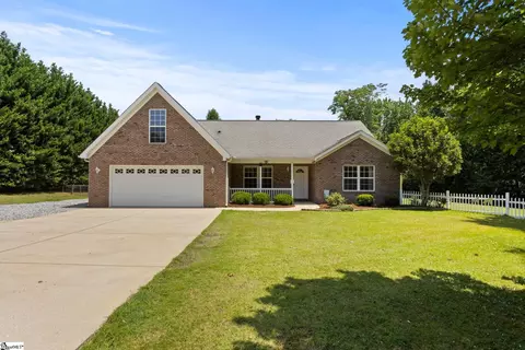 111 Dillard Rd, Duncan, SC 29334 photo 1