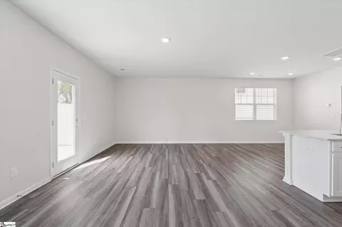 299 E Compass Way, Easley, SC 29640 photo 12