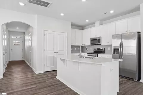 299 E Compass Way, Easley, SC 29640 photo 4