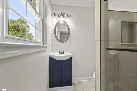 Bath - 721 Latham Rd, Easley, SC 29640 photo 2 of 3