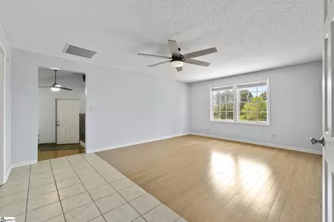 Living - 721 Latham Rd, Easley, SC 29640 photo 3 of 6