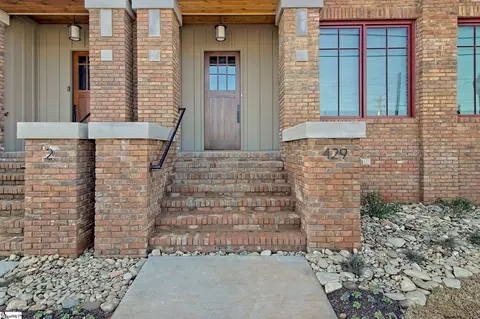 429 N Markley St, Greenville, SC 29601
