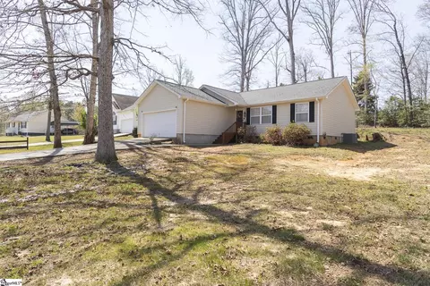 Exterior - 107 Brookside Cir, Honea Path, SC 29654 photo 3 of 8