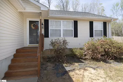 Exterior - 107 Brookside Cir, Honea Path, SC 29654 photo 4 of 8