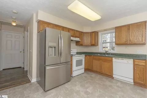 Kitchen - 107 Brookside Cir, Honea Path, SC 29654 photo 1 of 4
