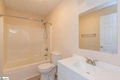 Bath - 107 Brookside Cir, Honea Path, SC 29654 photo 4 of 5