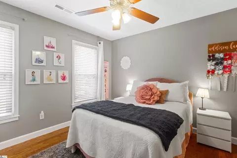 Bedroom - 10 Woodway Dr, Greer, SC 29651 photo 1 of 7