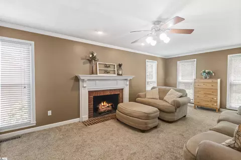 Living - 10 Woodway Dr, Greer, SC 29651 photo 2 of 2