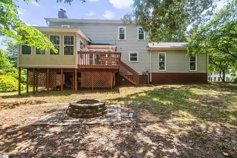 Exterior - 10 Woodway Dr, Greer, SC 29651 photo 7 of 7