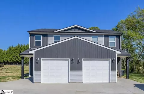 4048 Parris Bridge Rd, Boiling Springs, SC 29316