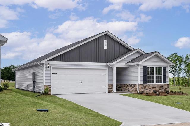 411 W Claywalk Way, Woodruff, SC 29388