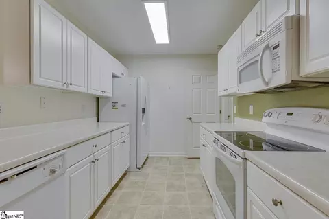 Kitchen - 1010 Meehan Way, Pendleton, SC 29670 photo 2 of 6
