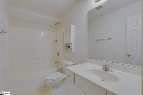 Bath - 1010 Meehan Way, Pendleton, SC 29670 photo 4 of 4