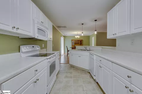 Kitchen - 1010 Meehan Way, Pendleton, SC 29670 photo 5 of 6