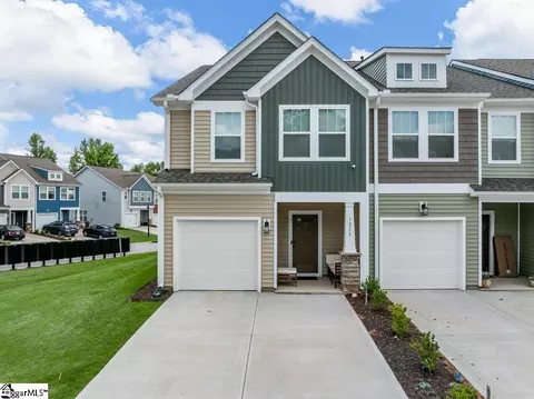 Exterior - 1215 Cherry Orchard Rd, Moore, SC 29369 photo 2 of 8