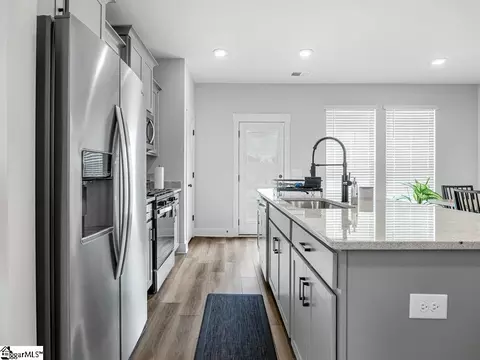 Kitchen - 1215 Cherry Orchard Rd, Moore, SC 29369 photo 1 of 4