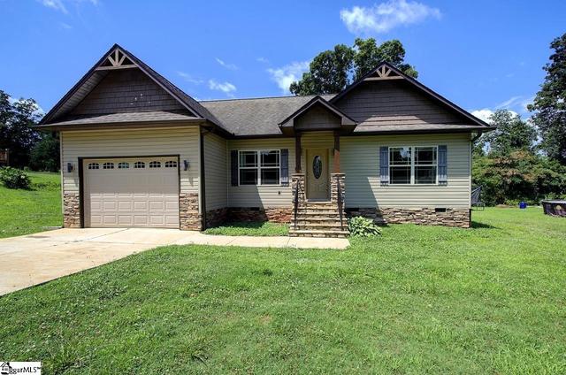 274 Millwood Ln, Wellford, SC 29385