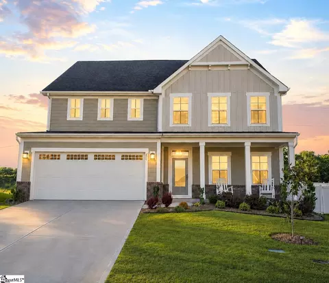 209 Furness Dr, Fountain Inn, SC 29644