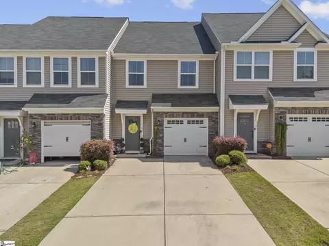 108 Roundtree Dr, Simpsonville, SC 29681