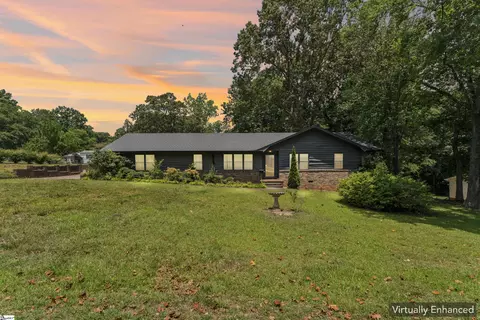 15 Weehawken Cir, Taylors, SC 29687