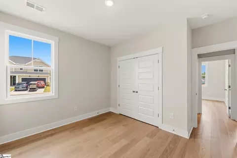 Bedroom - 127 Eagle Creek Dr, Central, SC 29630 photo 8 of 11