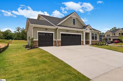 Exterior - 127 Eagle Creek Dr, Central, SC 29630 photo 2 of 4