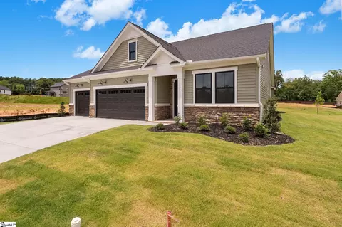 Exterior - 127 Eagle Creek Dr, Central, SC 29630 photo 3 of 4