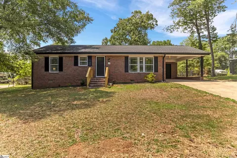 230 Foxhall Rd, Spartanburg, SC 29306