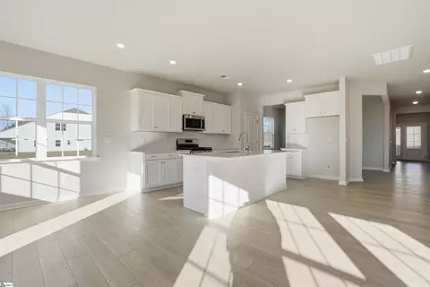 Entry Way - 495 Adhurst Dr, Enoree, SC 29335 photo 7 of 8