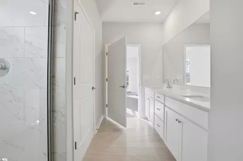 Entry Way - 495 Adhurst Dr, Enoree, SC 29335 photo 3 of 8