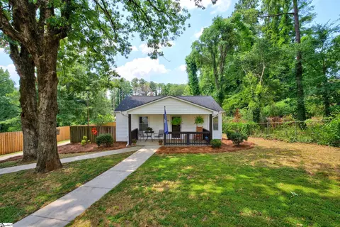 1020 Jacobs Rd, Greenville, SC 29605