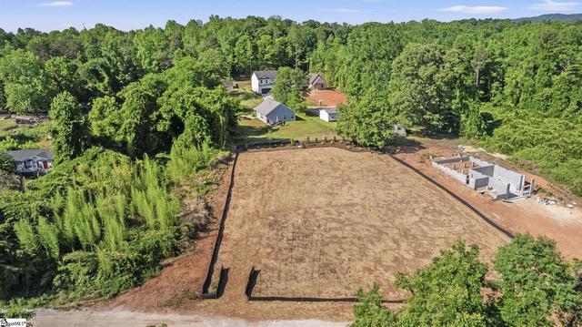 103 S Silver Lake Dr, Taylors, SC 29687