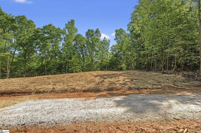 110 N Silver Lake Dr, Taylors, SC 29687
