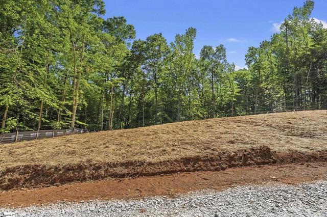 112 N Silver Lake Dr, Taylors, SC 29687