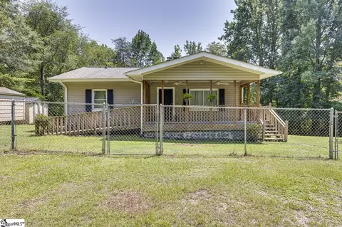 520 Chestnut Ridge Rd, Marietta, SC 29661