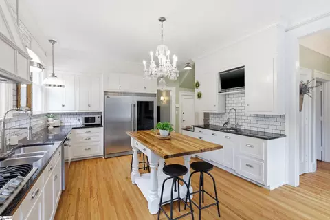Kitchen - 1007 E Calhoun St, Anderson, SC 29621 photo 2 of 4