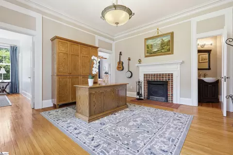 Entry Way - 1007 E Calhoun St, Anderson, SC 29621 photo 2 of 4