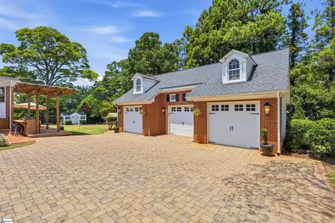 Exterior - 1007 E Calhoun St, Anderson, SC 29621 photo 7 of 14