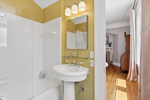 Bath - 1007 E Calhoun St, Anderson, SC 29621 photo 2 of 3