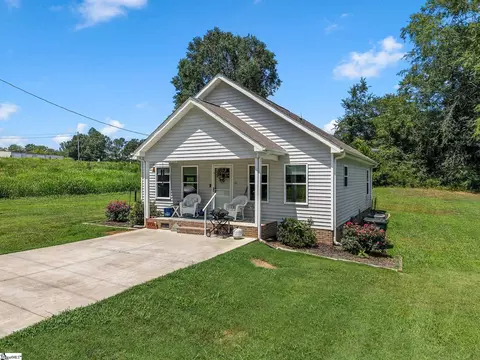 Exterior - 141 Fuller St, Pacolet, SC 29372 photo 3 of 5